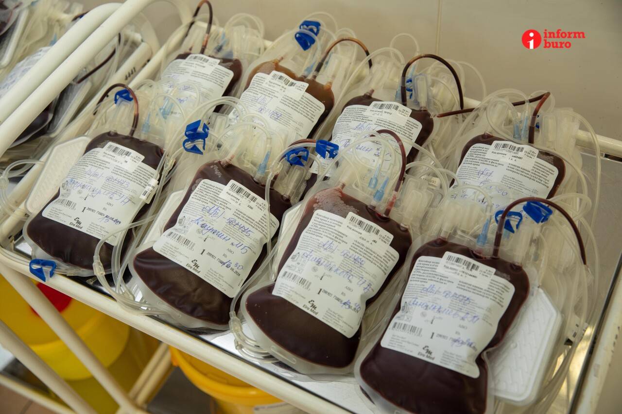 Донор крови краснодар. Донорство крови за рубежом. Научно-производственный центр трансфузиологии HLA лаборатория Астана. Донорство крови в Кизляре.